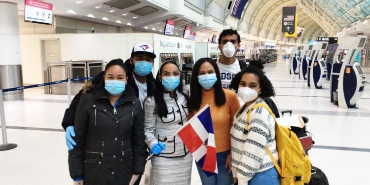 Mirex informa retorno de 28 dominicanos desde Canadá