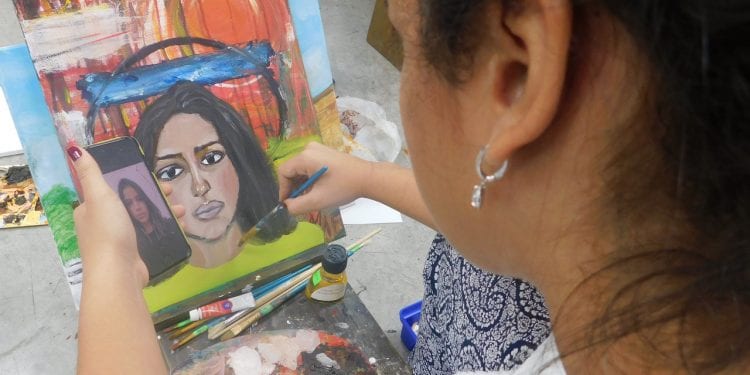 El verano llega a CHAVÓN con campamentos virtuales para niños y adolescentes