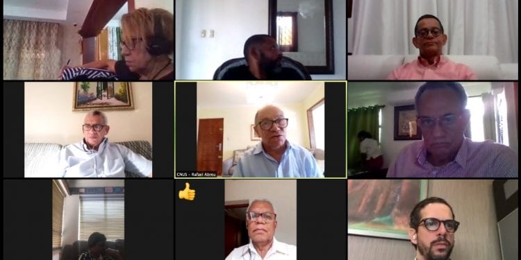 Empresarios y sindicalistas fijan posiciones sobre fondos de pensiones ante el Senado