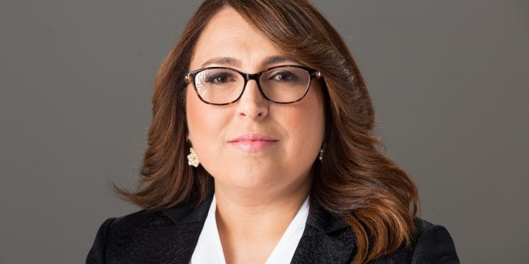 Emelyn Baldera plantea Educación regule educación privada