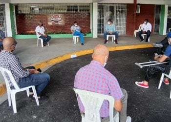 Fedombal se reúne con Abadina y ocho clubes del TBS Distrito 2020