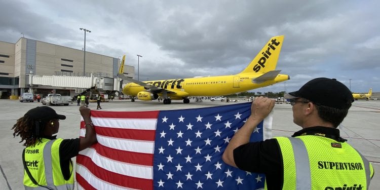 Spirit Airline ayuda en retorno humanitario a miles varados en Estados Unidos