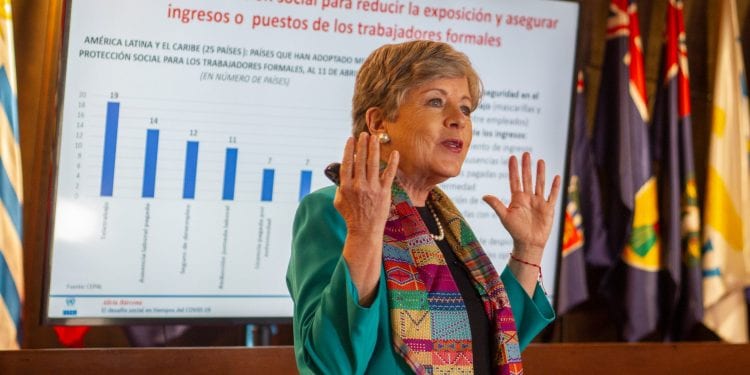 CEPAL propone mantener transferencias monetarias temporales a hogares vulnerables
