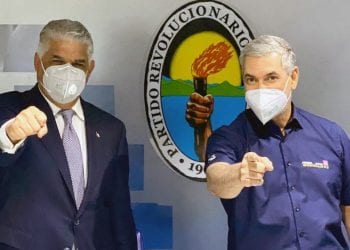 Gonzalo Castillo es recibido por Miguel Vargas la Casa Nacional del PRD