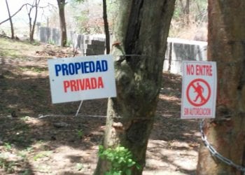 Denuncian que dirigentes políticos y militares invaden área  protegida de Nigua