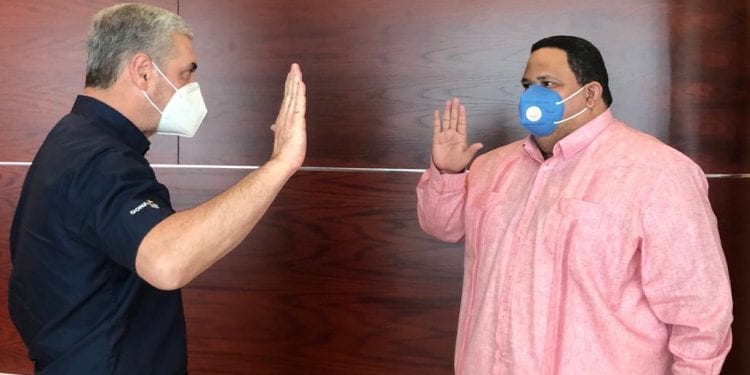 Rafael Hidalgo es el director de asuntos municipales de la campaña de Gonzalo Castillo