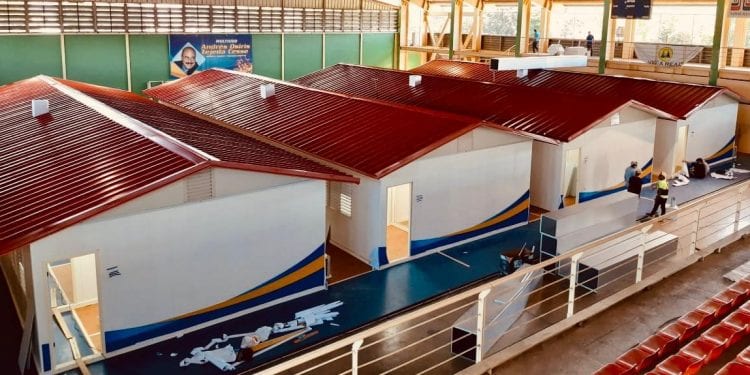 Instalan un hospital móvil en Bonao para pacientes de COVID-19