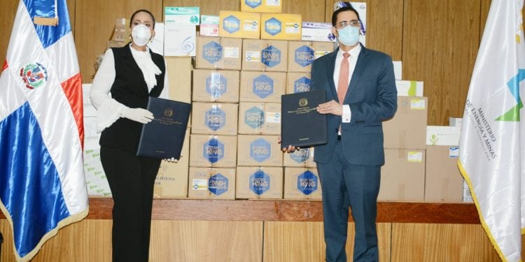 Gobierno dominicano recibe tercera donación de la OIEA de insumos y equipos para la detección del COVID-19