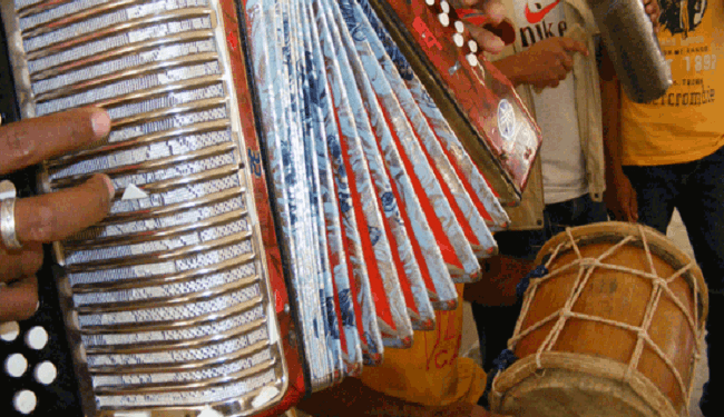 Músicos y técnicos del entretenimiento recibirán esta semana primeras ayudas gracias a “Resistiré RD”.