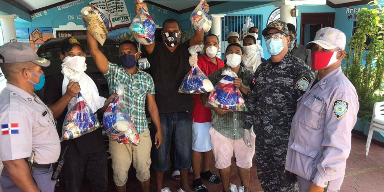 Consejo Nacional de Drogas asiste a familiares y centros de rehabilitación