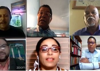 Debaten sobre credibilidad de los medios y fakes news