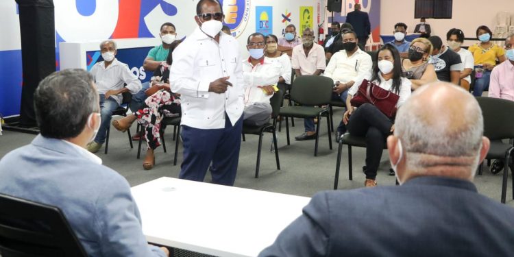 Presidente del PRD en Haina y su equipo se juramentan con Abinader