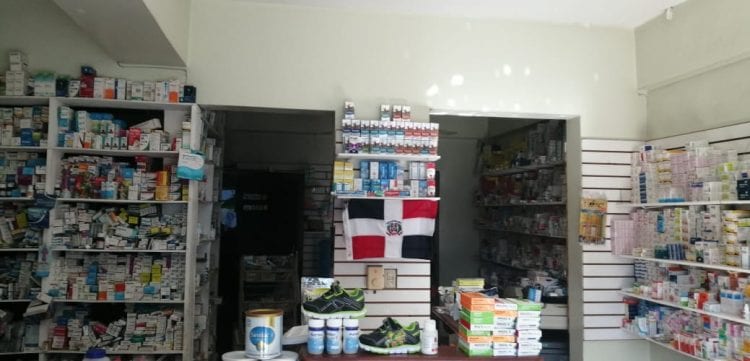 Autoridades decomisan medicamentos presuntamente falsificados en Moca