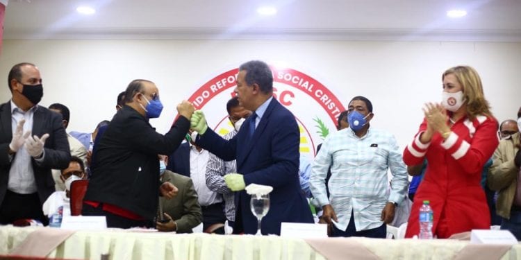 Leonel Fernández dice Gonzalo Castillo no está en capacidad para dirigir el país