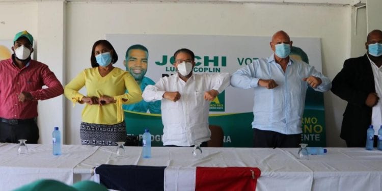 Alianza País anuncia apoyo Pedro Catrain como candidato a Senador en Samaná