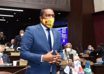 Aprobado en primera lectura proyecto devolvería 30% fondos de pensiones a afiliados a AFP