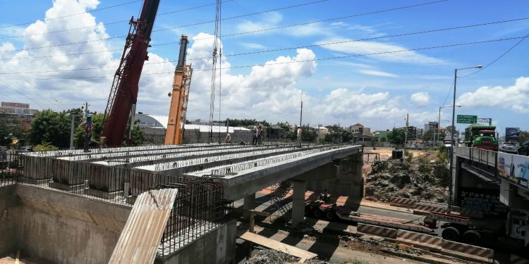 Avanza construción Avenida Ecológica de Santo Domingo Este