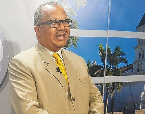 Ex presidente ADP dice Gonzalo Castillo es candidato más cercano intereses de mayoría