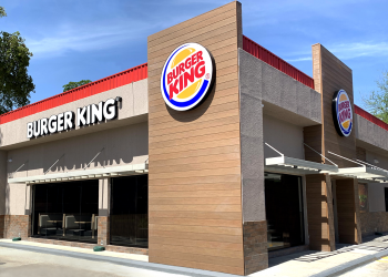 Burger King Apertura Restaurante en Estación ESSO Av. Luperón