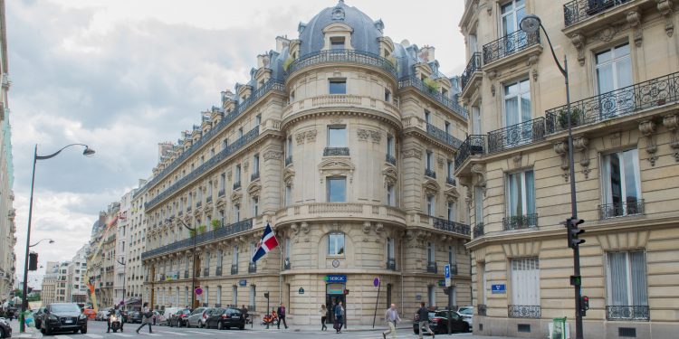 Francia autoriza elecciones dominicanas en su territorio