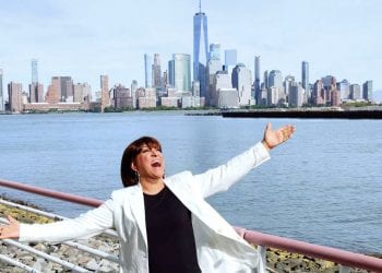 Milly Quezada rinde tributo a los servidores de la salud dedicándoles el tema "Gracias a Ti".