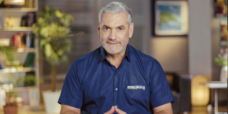 Gonzalo Castillo promete poner a circular dinero en la calle y bolsillos de los dominicanos