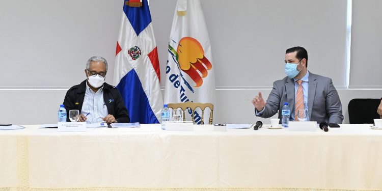 El sector turismo se prepara para reapertura el 1 de julio