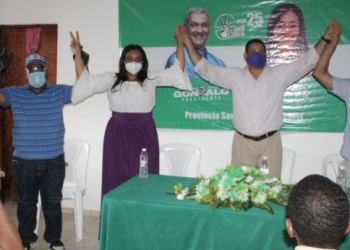 Trajano Santana pide buscar casa por casa votos para candidatos del PRI