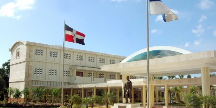 UASD suspende actividades administrativas para facilitar espacios físicos a JCE