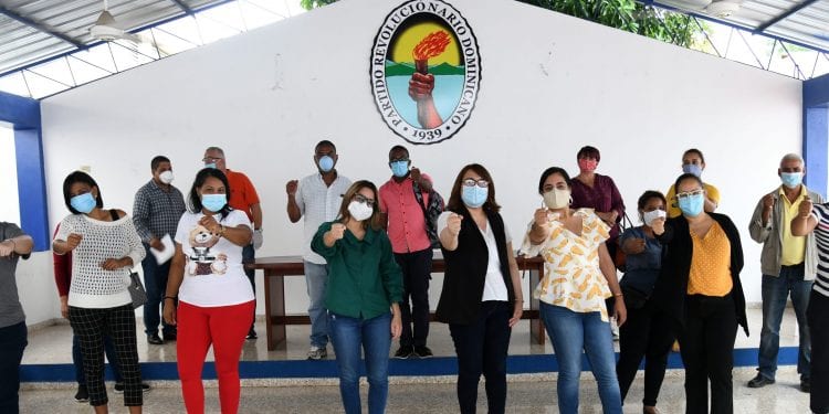 Emelyn Baldera recibe apoyo de la estructura de Nathalie Suberví