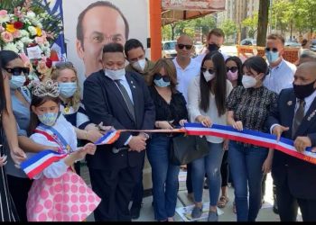 La Gran Parada Dominicana del Bronx  rinde tributo a  Charles Canaán  y  demás caídos por el Covid-19 en la celebración del 31 aniversario de la organización .