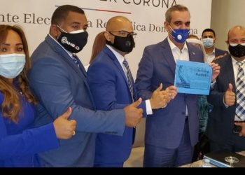 Abinader se reúne con comisión de seccional PRM en la Florida Sur