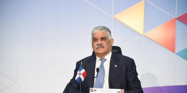 Canciller Vargas propone en OCDE pacto reactivación socioeconómica de países