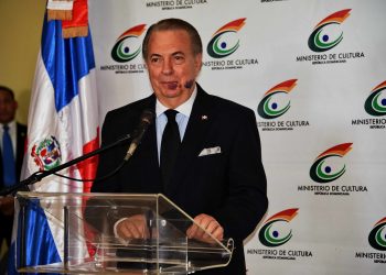 El Ministerio de Cultura pospone operaciones de compras y contrataciones pendientes