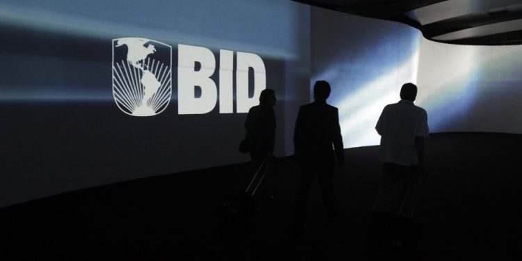 BID lanza concurso de visualizaciones sobre desigualdad en América Latina y el Caribe