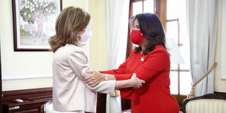 La vice electa visita a Margarita Cedeño en Palacio Nacional