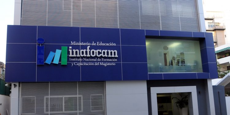 Inafocam comienza Maestría con apoyo de Unicaribe y Nova Southeastern University
