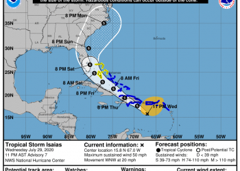 Disturbio atmosférico se convirtió esta noche en la Tormenta Tropical Isaías