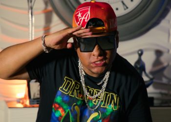 Nefy llega desde Perú para encender la música con su tema “Préndela”