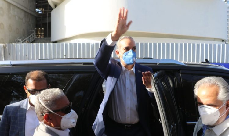 Abinader:“Tenemos que tener presente a los ciudadanos que no votaron por nosotros”