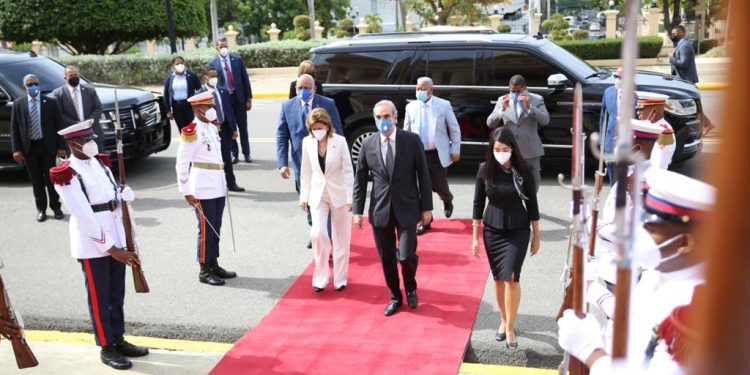 La visita en gráfica del presidente electo Luis Abinader al Palacio Nacional