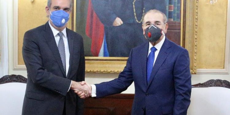 La visita en gráfica del presidente electo Luis Abinader al Palacio Nacional