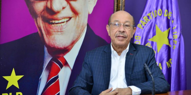 Montás exhorta a militantes y dirigentes del PLD a inspirarse en Juan Bosch