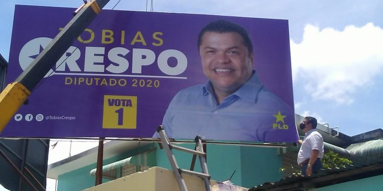 Tobías Crespo inicia retiro de propaganda política