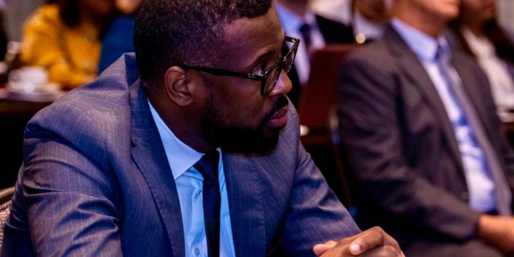 Defiende designación de procuradores adjuntos