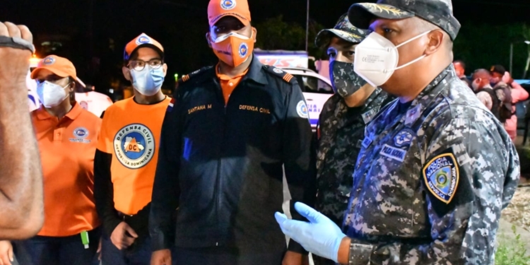 PN apresa en SDE a 114 personas por violar toque de queda