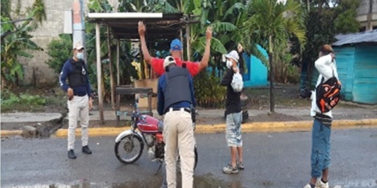 489 detenidos en 33 allanamientos antidrogas