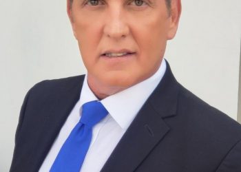 Afamado actor Víctor Cámara incursiona en política: Va detrás Alcaldía Doral FL