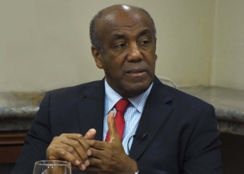 Gobierno fomentará inversiones en sector eléctrico