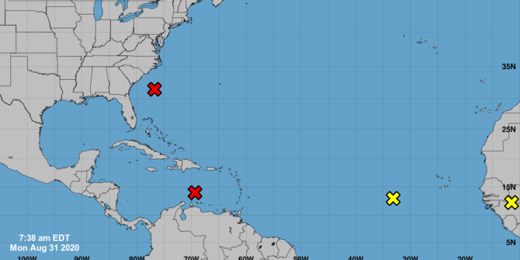 Con 70 % de convertirse en ciclón, onda tropical se prepara para atacar en 48 horas